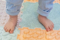 Causes and Symptoms of Flat Feet in Children